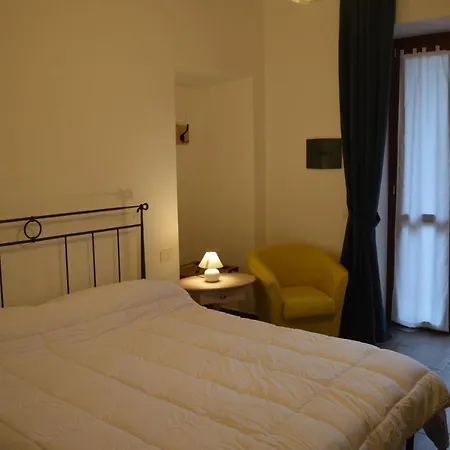La Della Staffa Guest house *